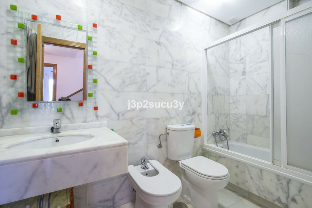 Semi-Detached House Estepona Málaga - image 29