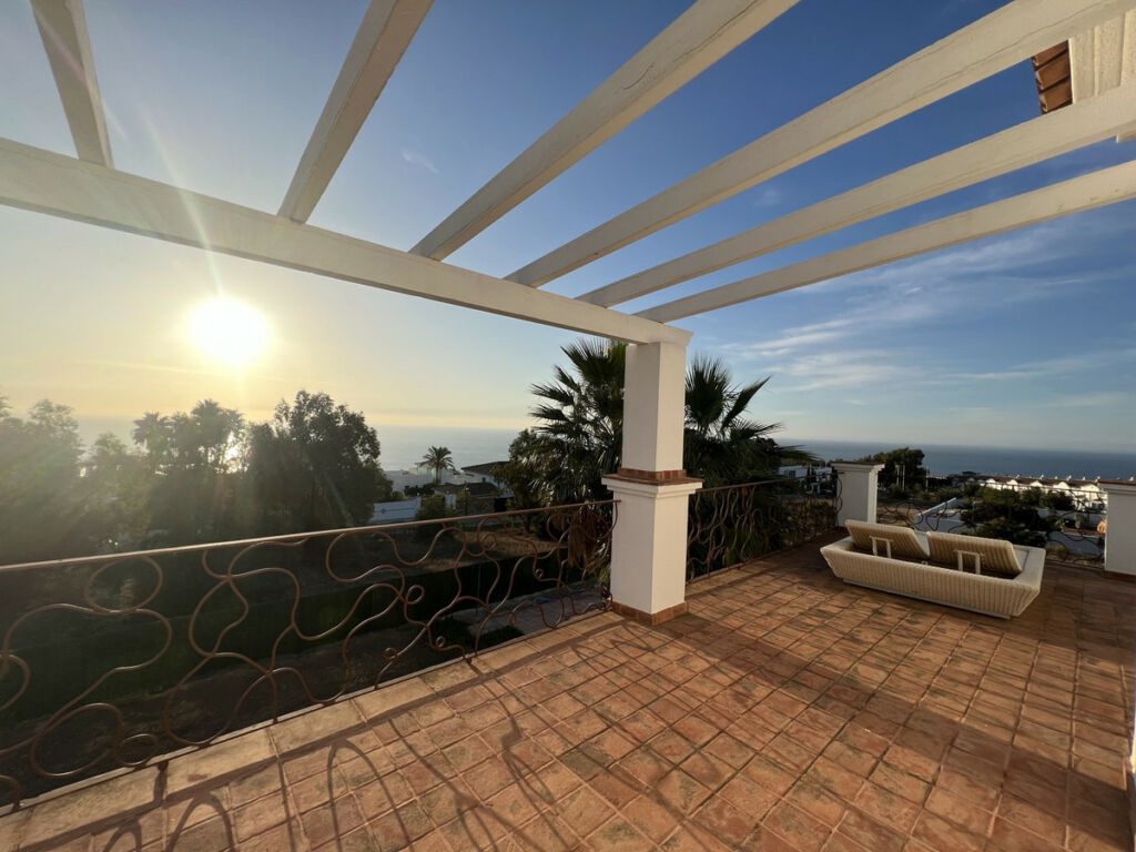 Detached Villa Manilva Málaga - image 28