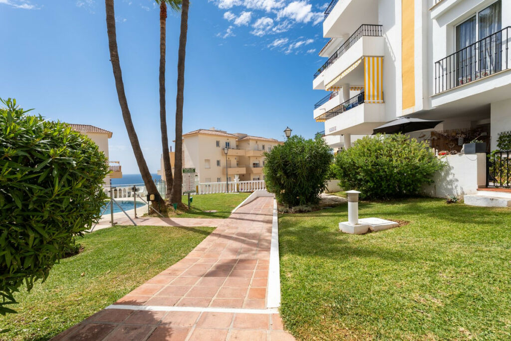 Middle Floor Apartment Riviera del Sol Málaga - image 29