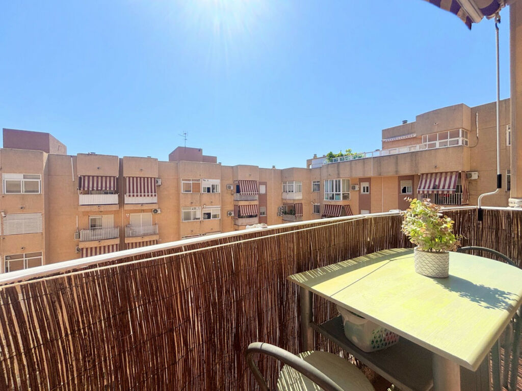 Middle Floor Apartment Estepona Málaga - image 29