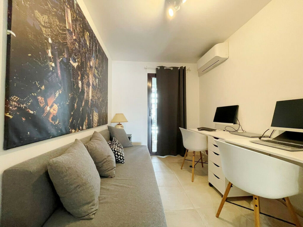 Middle Floor Apartment Nueva Andalucía Málaga - image 29