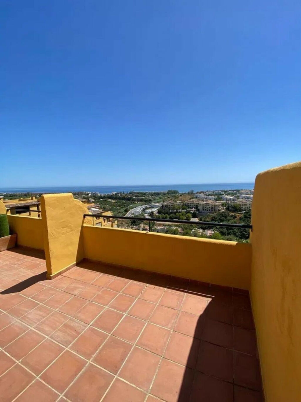 Penthouse Duplex Selwo Málaga - image 29