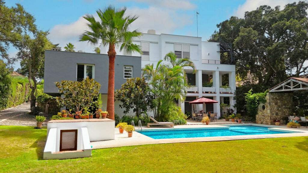Detached Villa Sotogrande Alto Cádiz - image 29