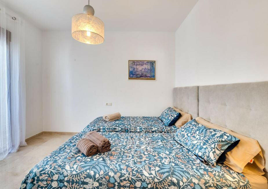Middle Floor Apartment Benahavís Málaga - image 24