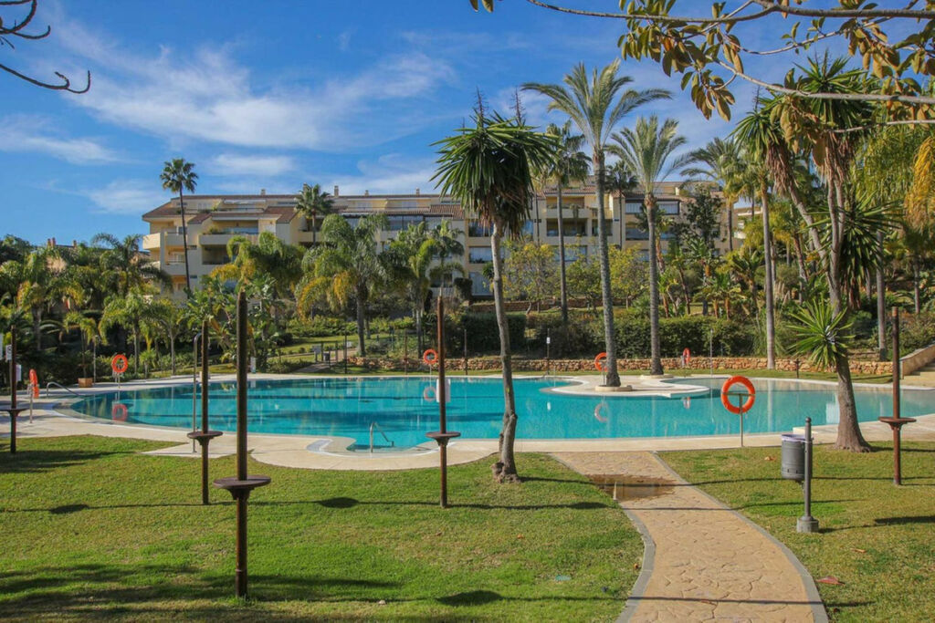 Ground Floor Apartment Bahía de Marbella Málaga - image 21