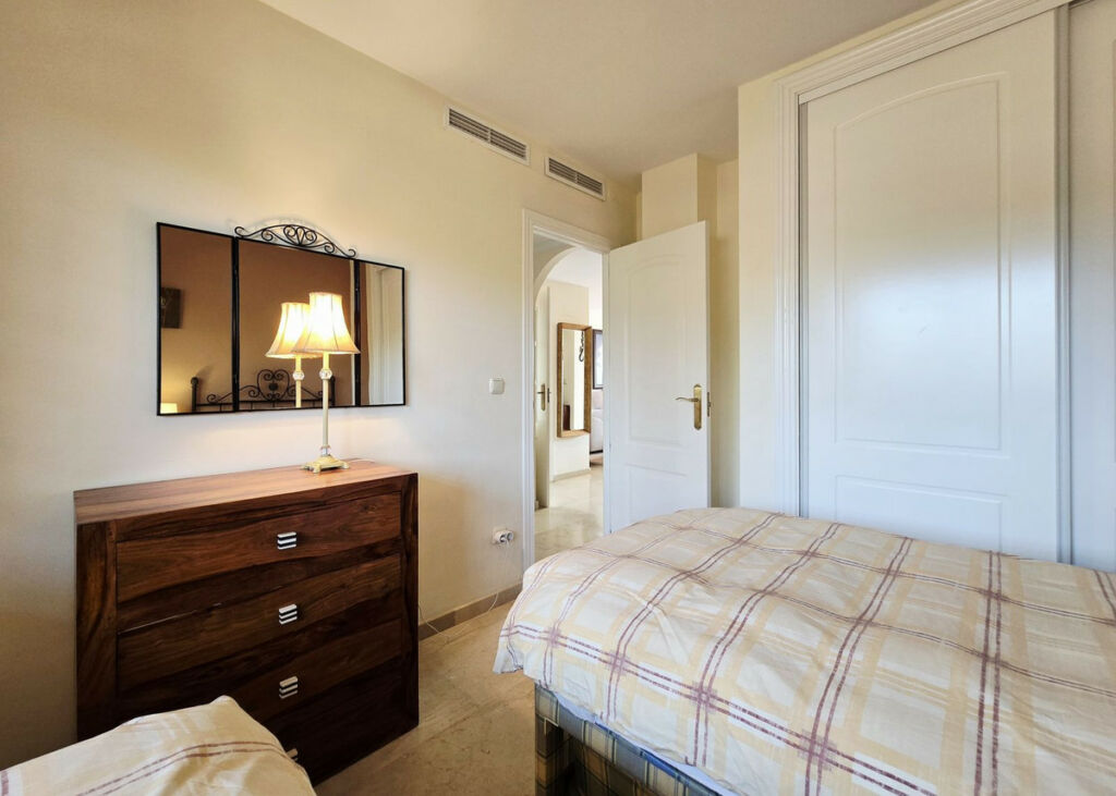 Penthouse Elviria Málaga - image 29
