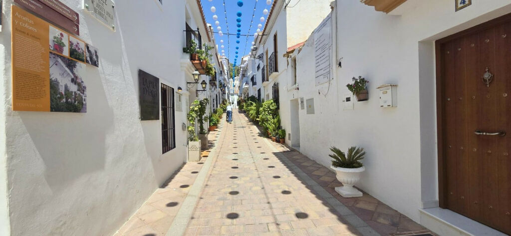 Penthouse Benalmadena Pueblo Málaga - image 29