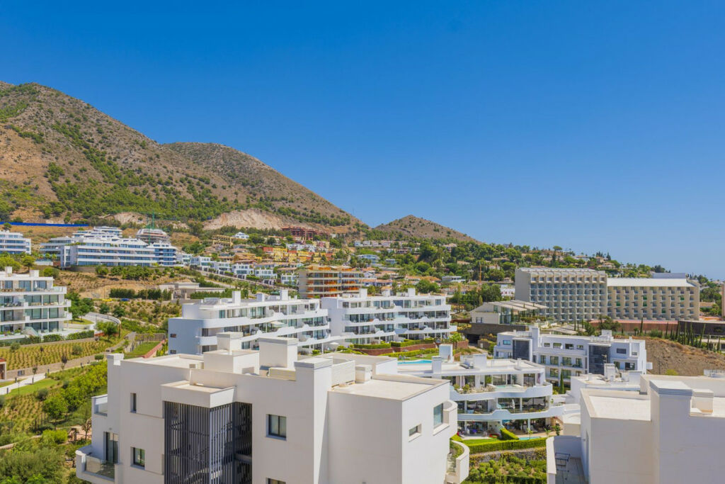 Penthouse Fuengirola Málaga - image 29