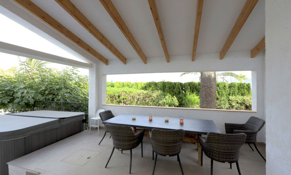 Detached Villa Albir Alicante - image 3