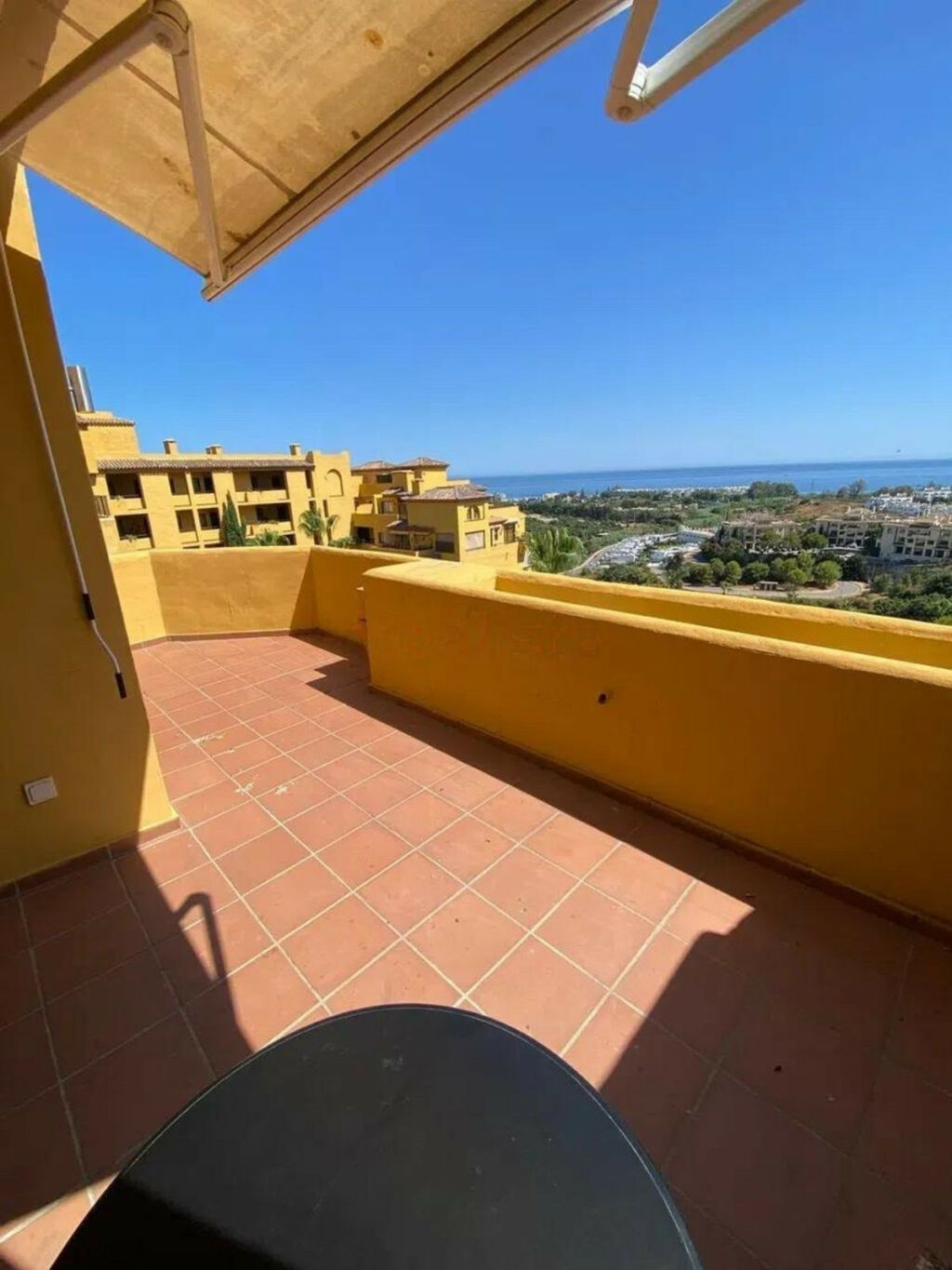 Penthouse Duplex Selwo Málaga - image 3