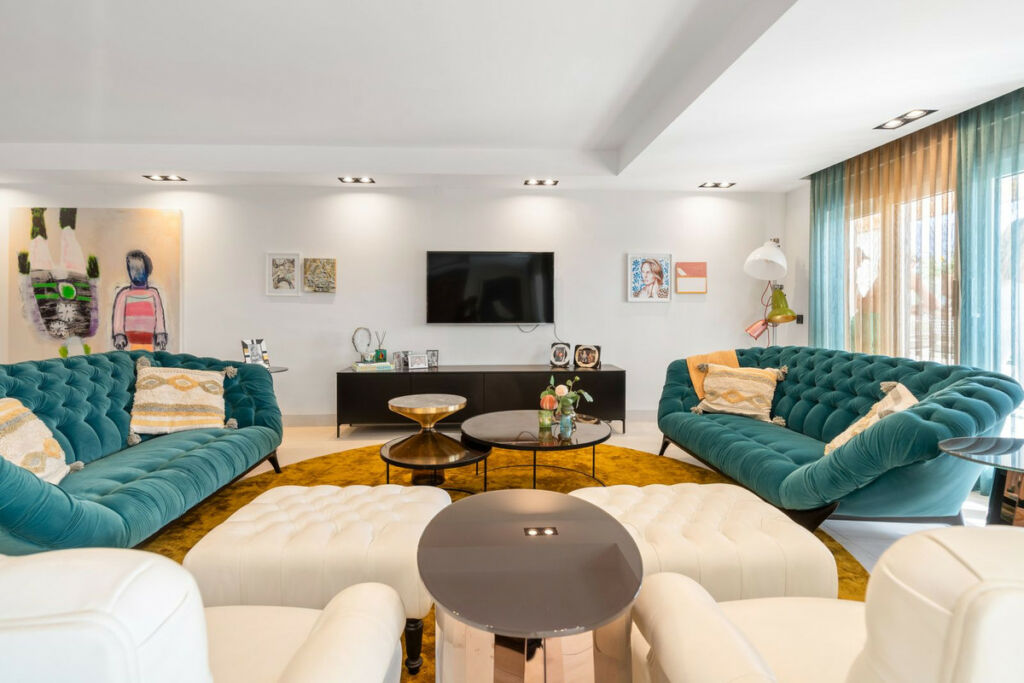 Middle Floor Apartment Puerto Banús Málaga - image 4