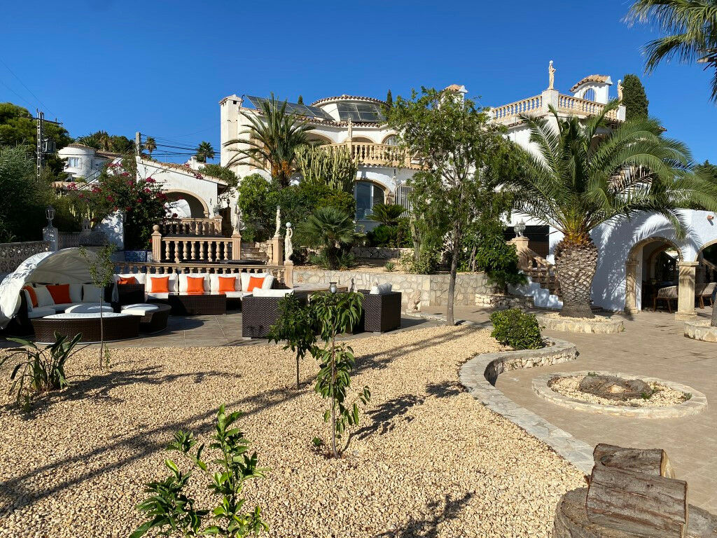 Detached Villa Benissa Alicante - image 3