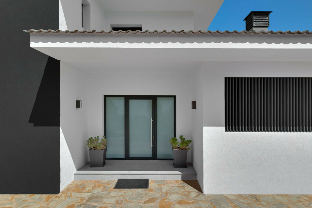 Detached Villa Calpe Alicante - image 4
