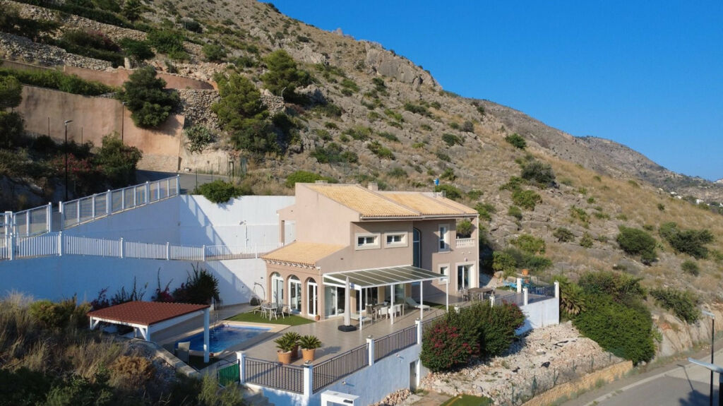 Detached Villa Altea Alicante - image 3
