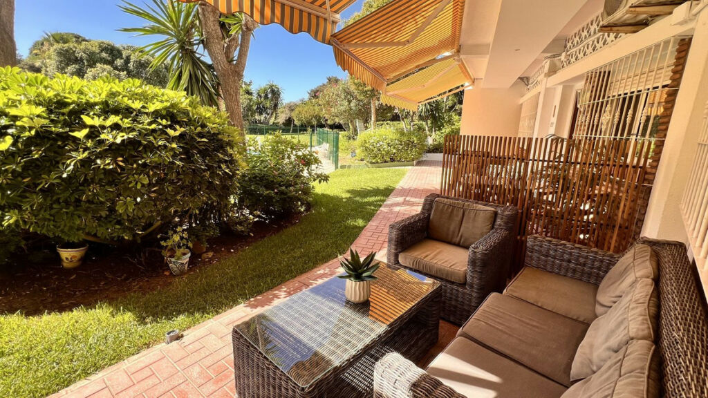 Ground Floor Apartment Marbesa Málaga - image 3
