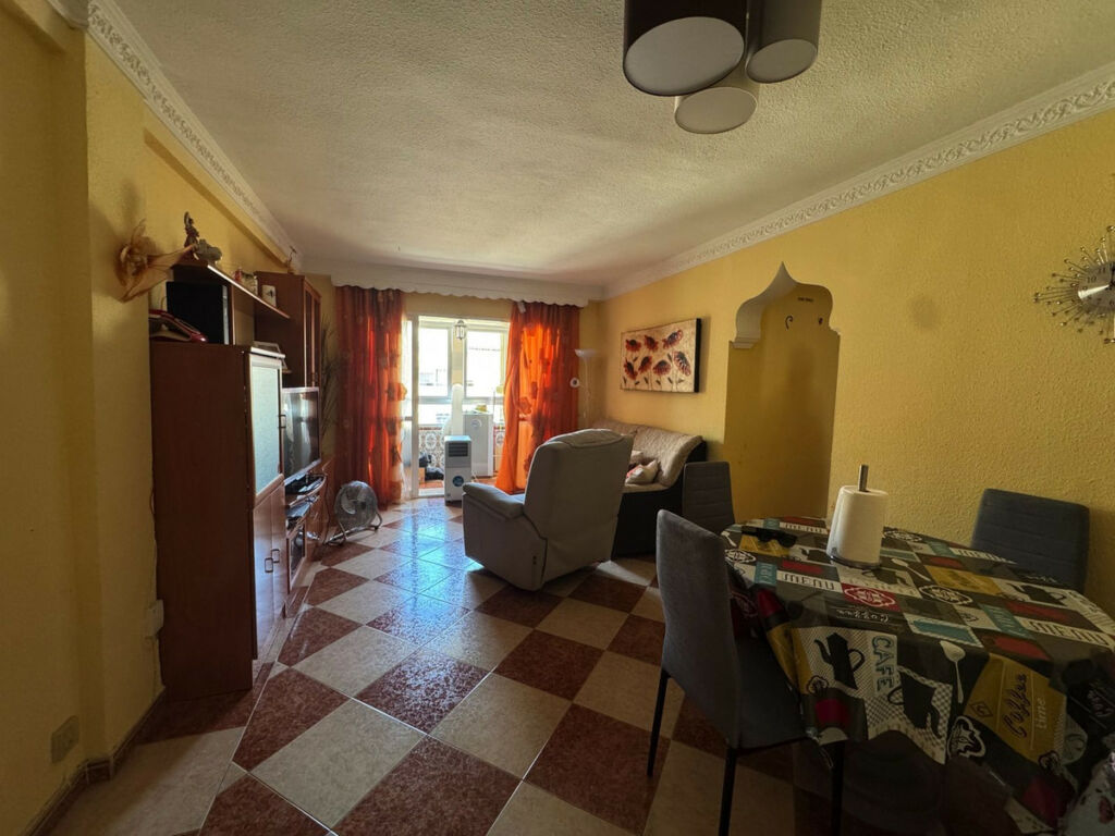 Top Floor Apartment Estepona Málaga - image 3