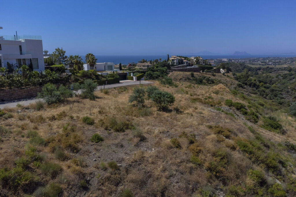 Residential Plot New Golden Mile Málaga - image 3