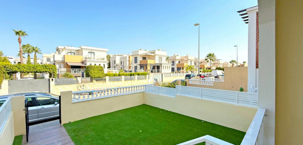 Ground Floor Apartment La Zenia Alicante - image 7