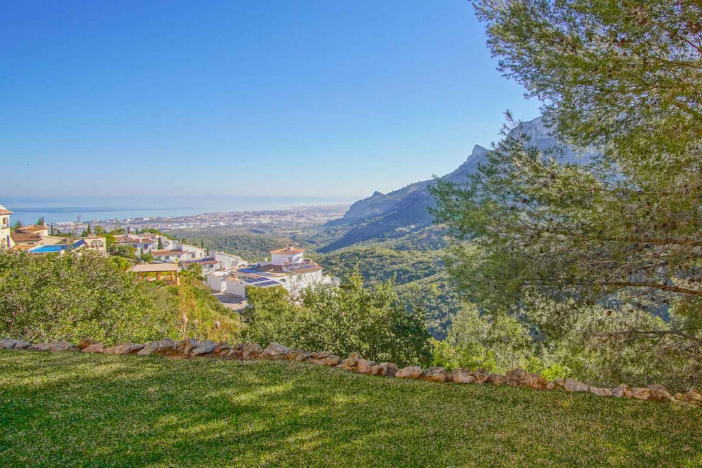 Detached Villa Pego Alicante - image 3