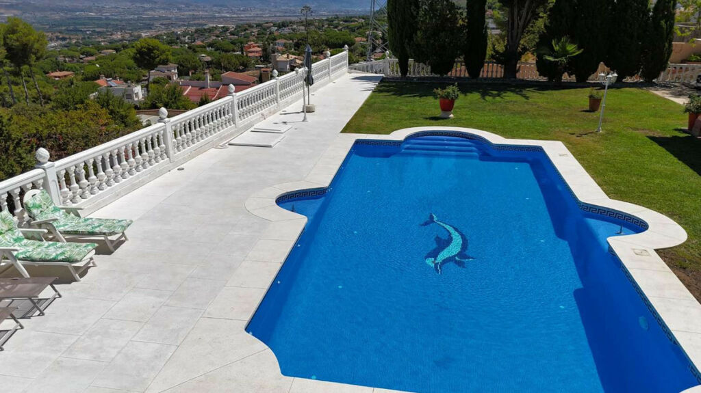 Detached Villa Alhaurín de la Torre Málaga - image 3