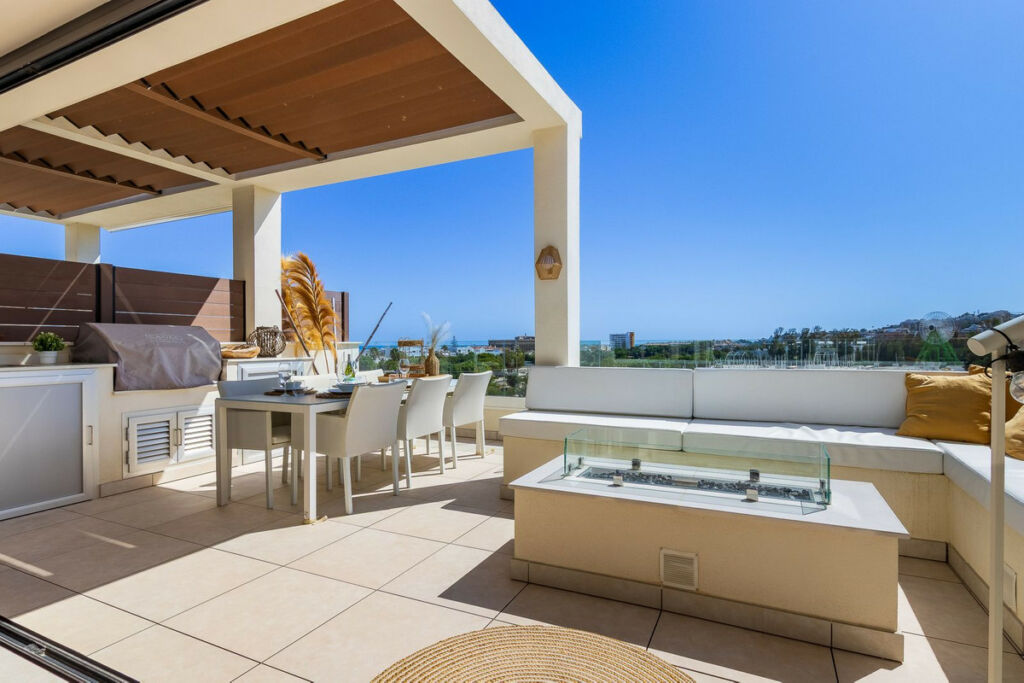 Penthouse La Cala de Mijas Málaga - image 4