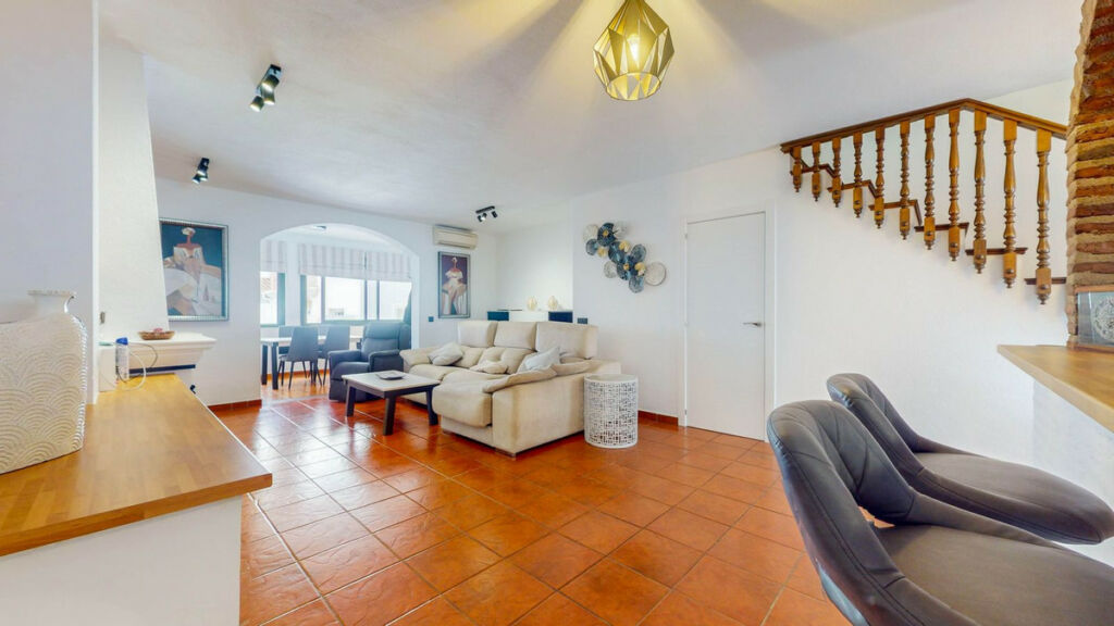 Semi-Detached House Benahavís Málaga - image 3