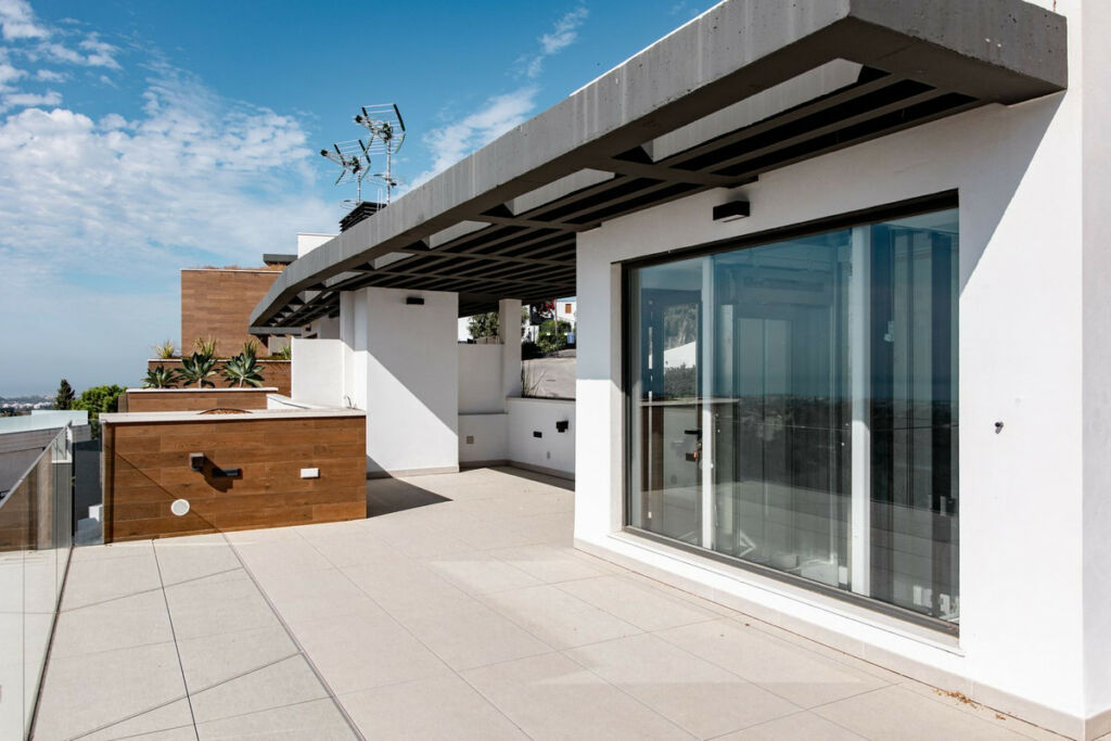Townhouse Benahavís Málaga - image 3