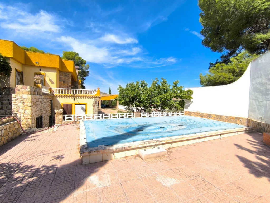Detached Villa Yecla Murcia - image 3