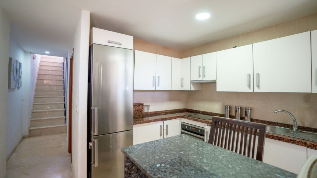 Penthouse Duplex Estepona Málaga - image 3