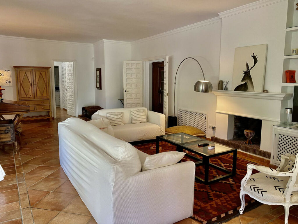 Detached Villa Los Monteros Málaga - image 3