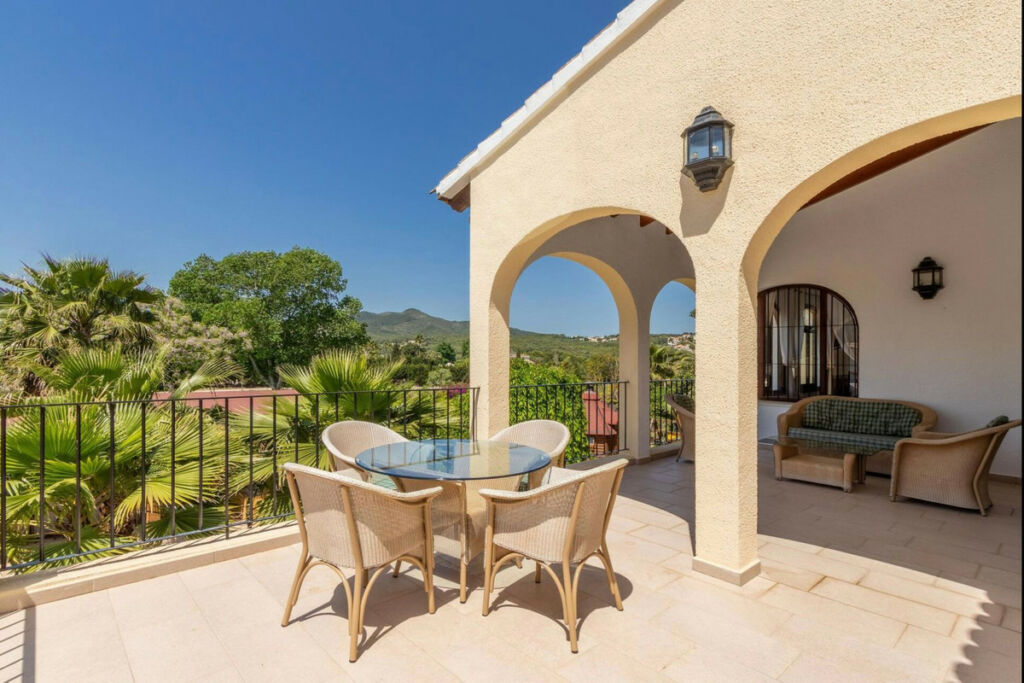 Detached Villa Javea Alicante - image 3