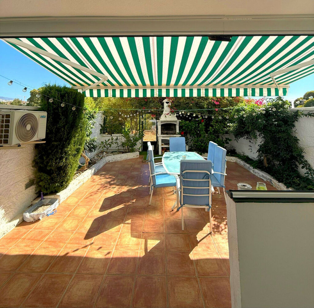 Ground Floor Apartment La Cala de Mijas Málaga - image 3