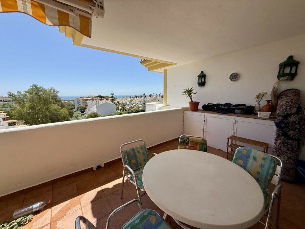 Penthouse Calahonda Málaga - image 3