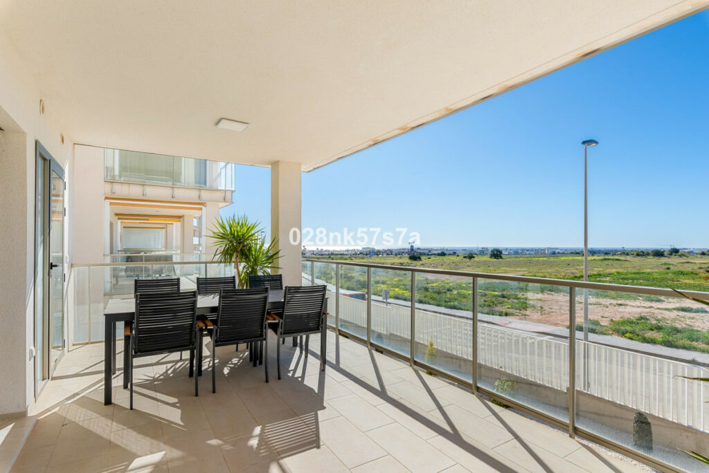 Middle Floor Apartment Orihuela Costa Alicante - image 3