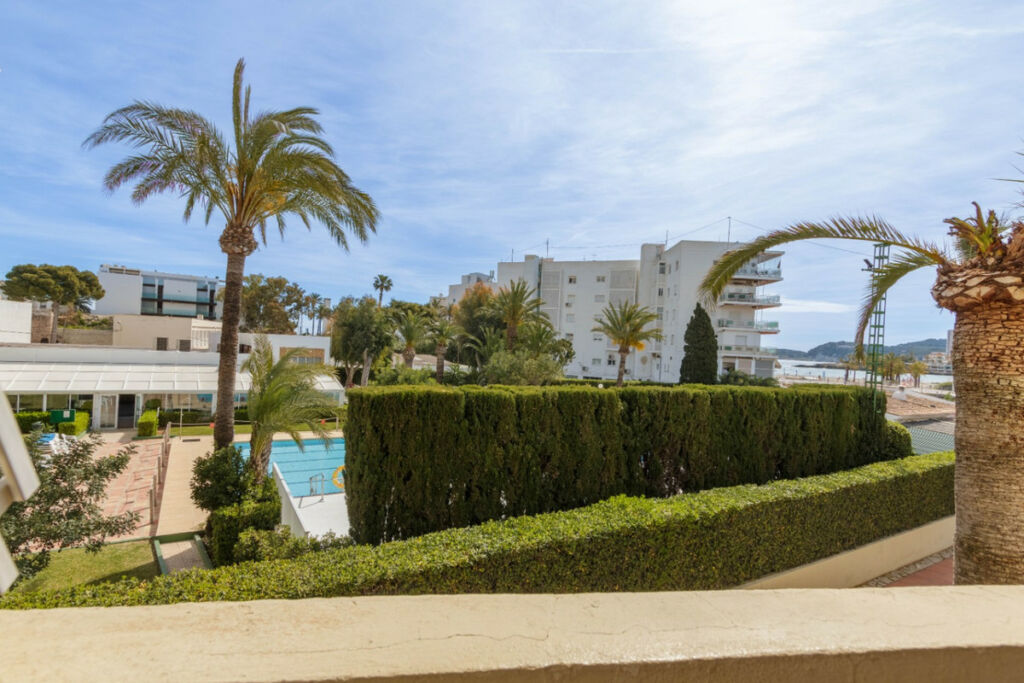 Middle Floor Apartment Javea Alicante - image 3