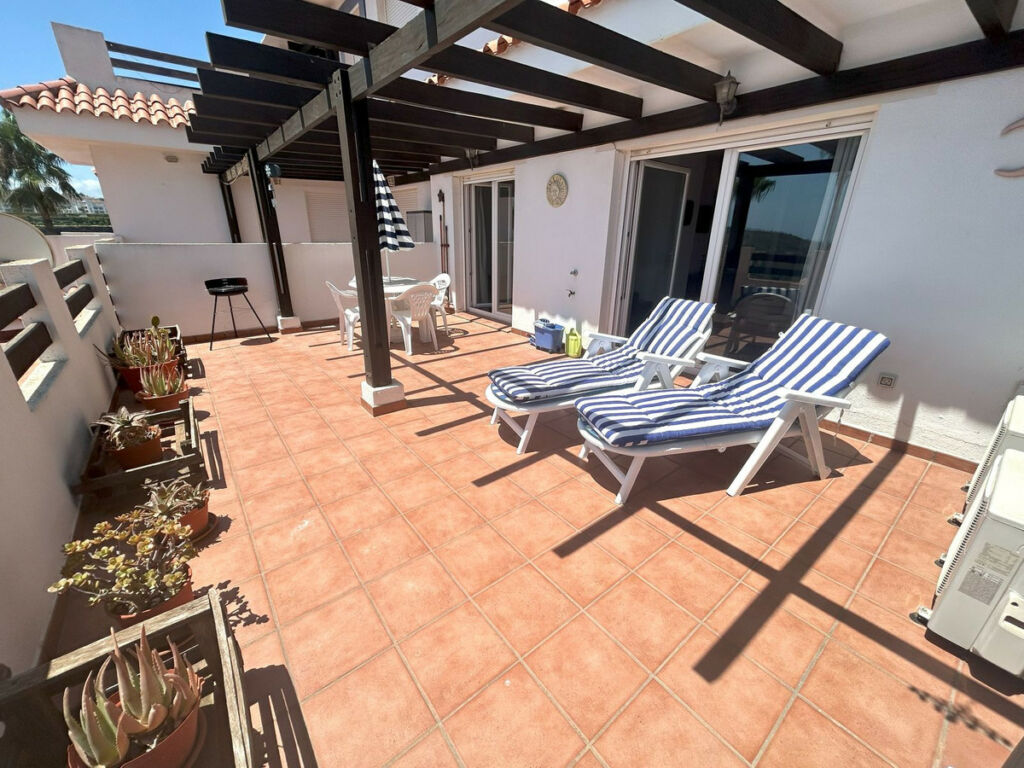 Ground Floor Apartment La Duquesa Málaga - image 3