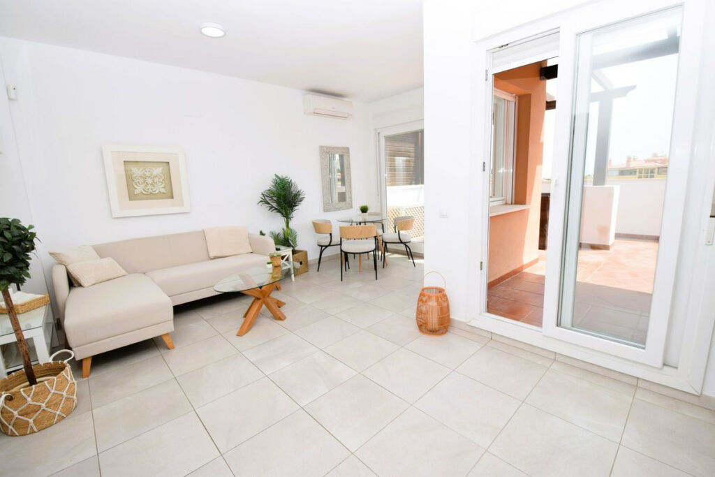 Penthouse La Cala de Mijas Málaga - image 3