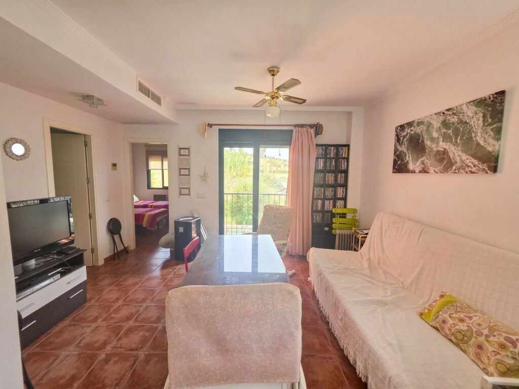 Middle Floor Apartment Casares Playa Málaga - image 3