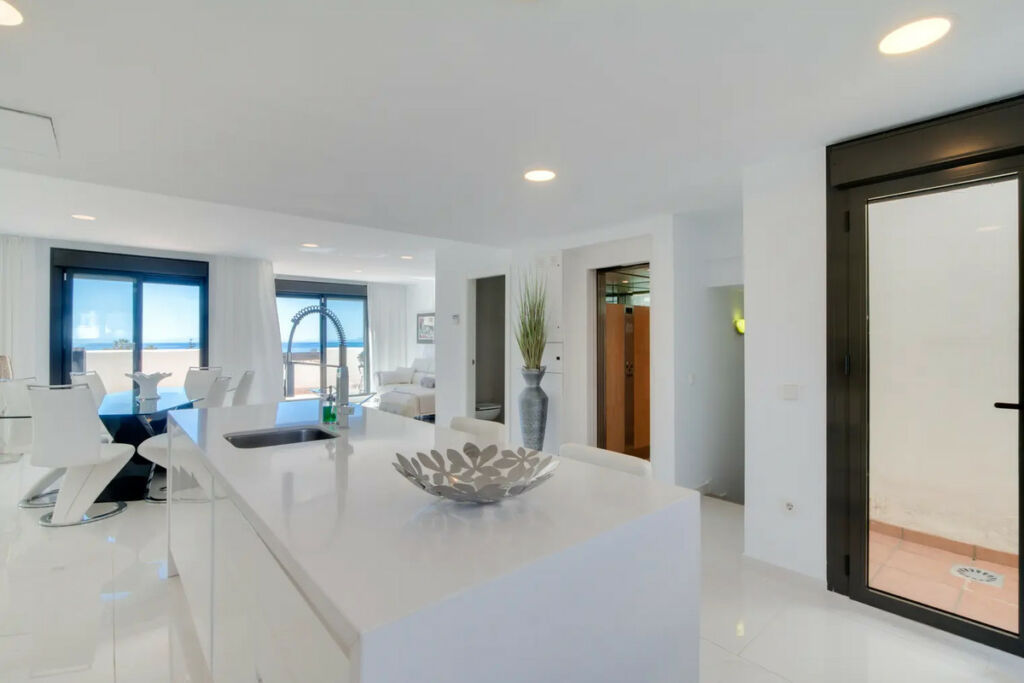 Townhouse Selwo Málaga - image 3