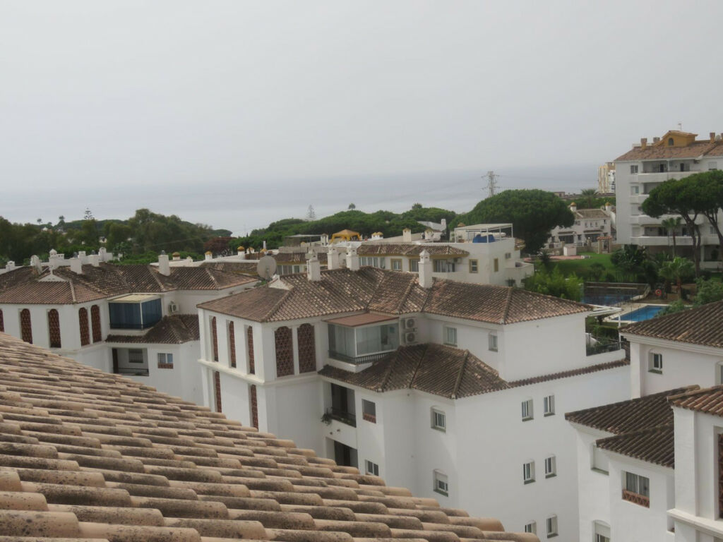 Penthouse Calahonda Málaga - image 3