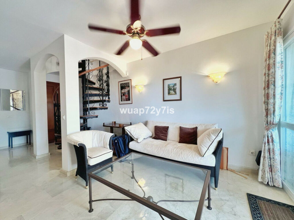 Semi-Detached House Costabella Málaga - image 3