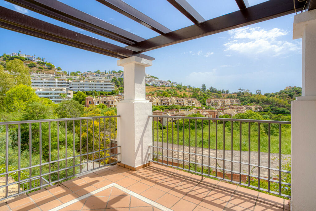 Townhouse Los Arqueros Málaga - image 3