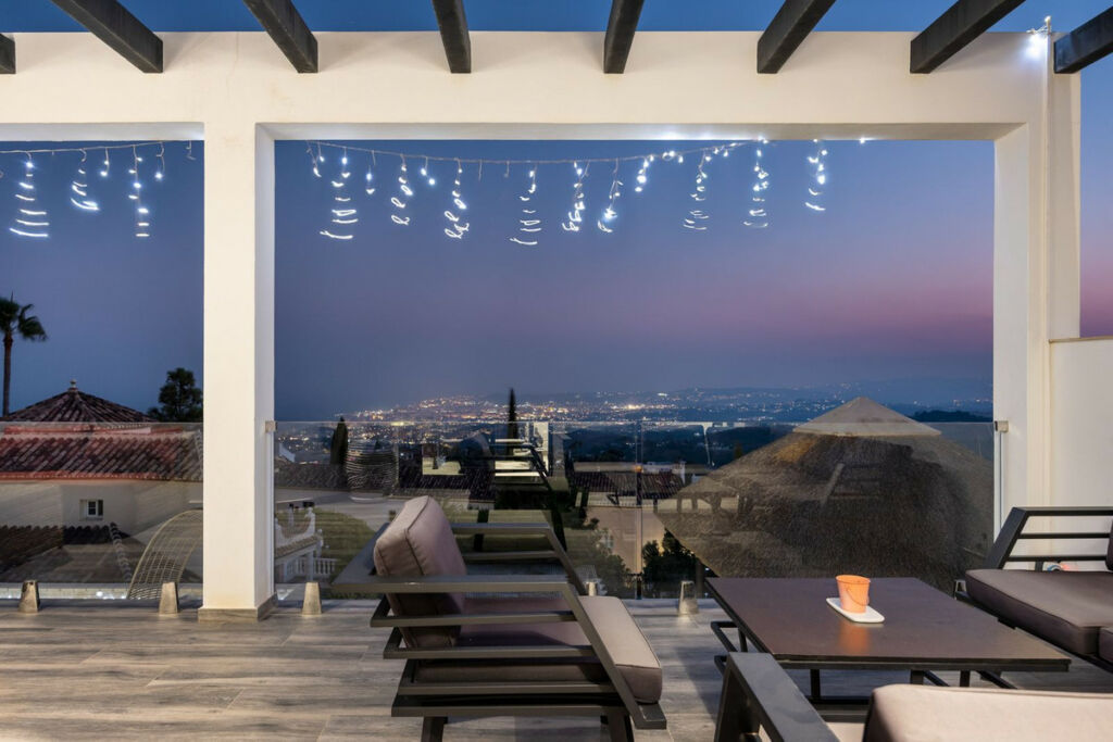 Detached Villa Mijas Costa Málaga - image 3