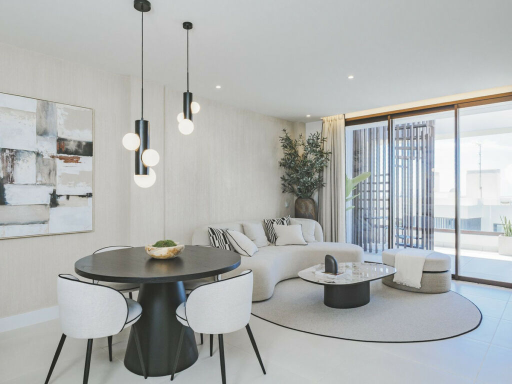 Penthouse Duplex Higueron Málaga - image 3