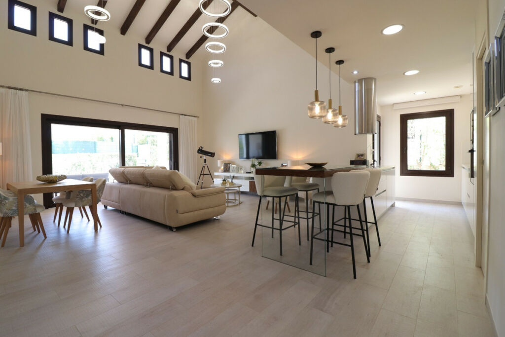 Detached Villa Algorfa Alicante - image 3