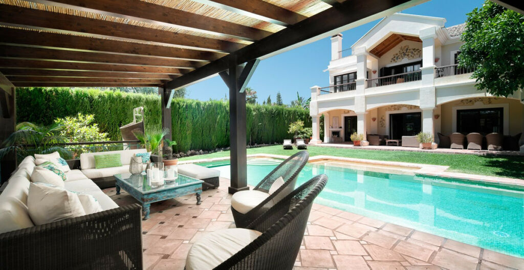Detached Villa Marbella Málaga - image 3