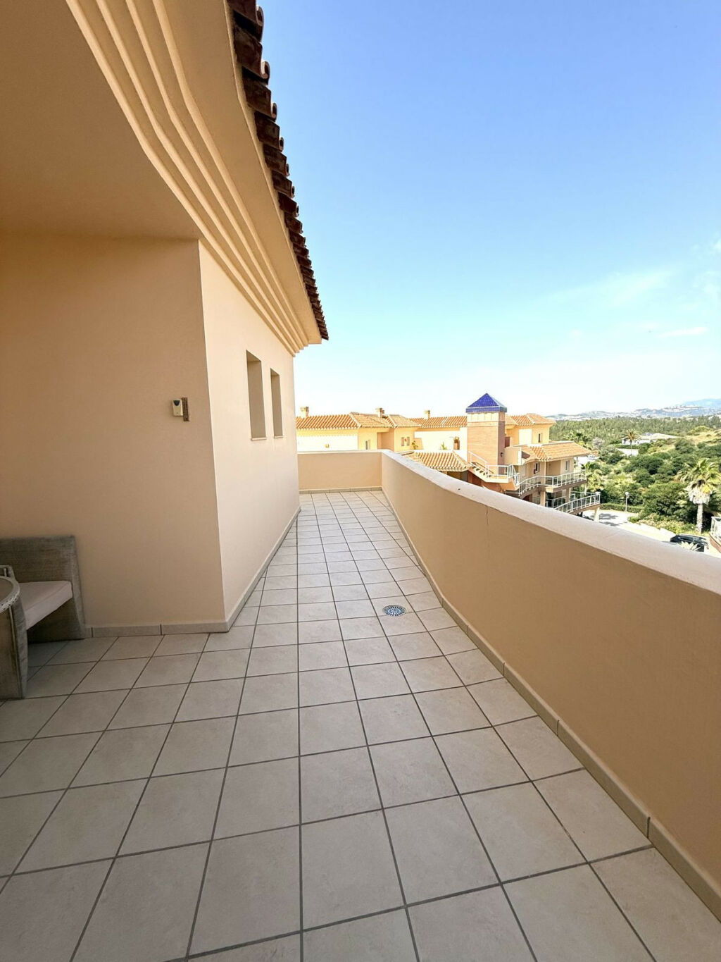 Penthouse El Faro Málaga - image 3