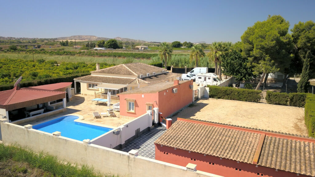 Detached Villa Heredades Alicante - image 3