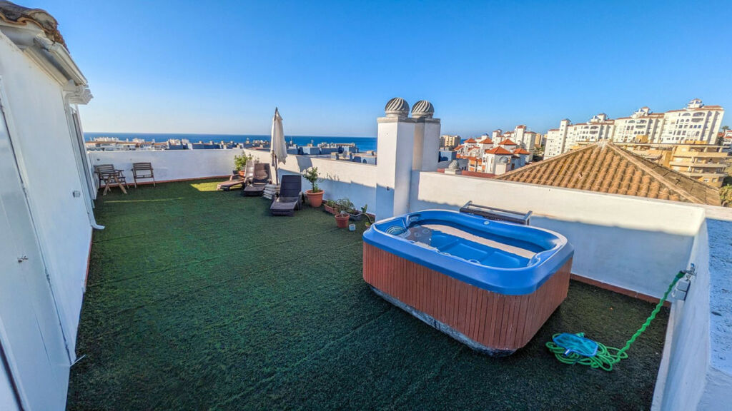 Penthouse Duplex Estepona Málaga - image 4