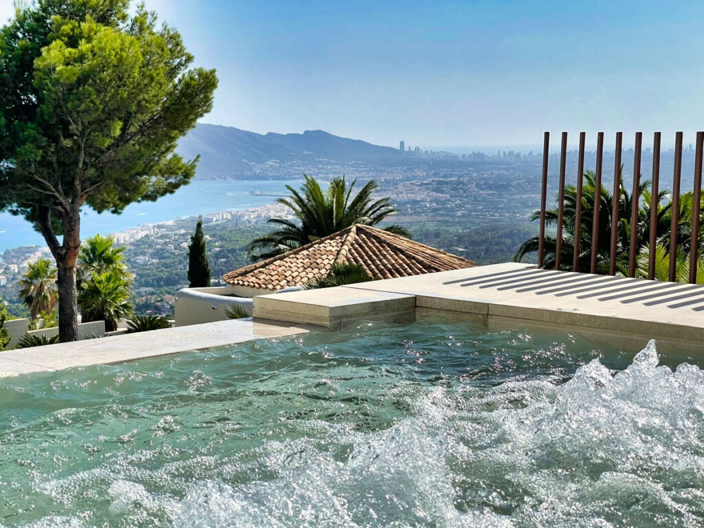 Detached Villa Altea Alicante - image 3
